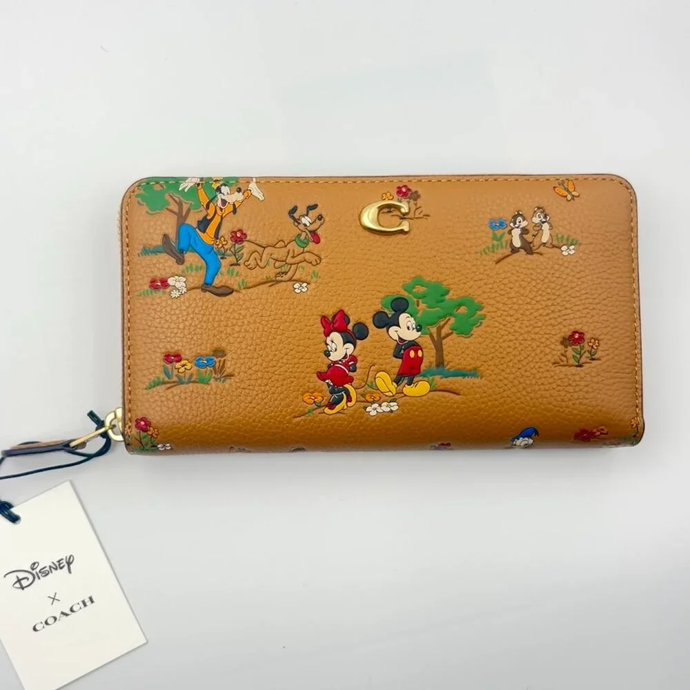 NWT Disney X Coach Essential  Accordian Zip Wallet Mickey Mouse & Friends NEW - Picture 2 of 4